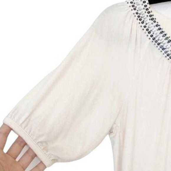 Design History Jeweled Neckline Top - Size L - Picture 9 of 9